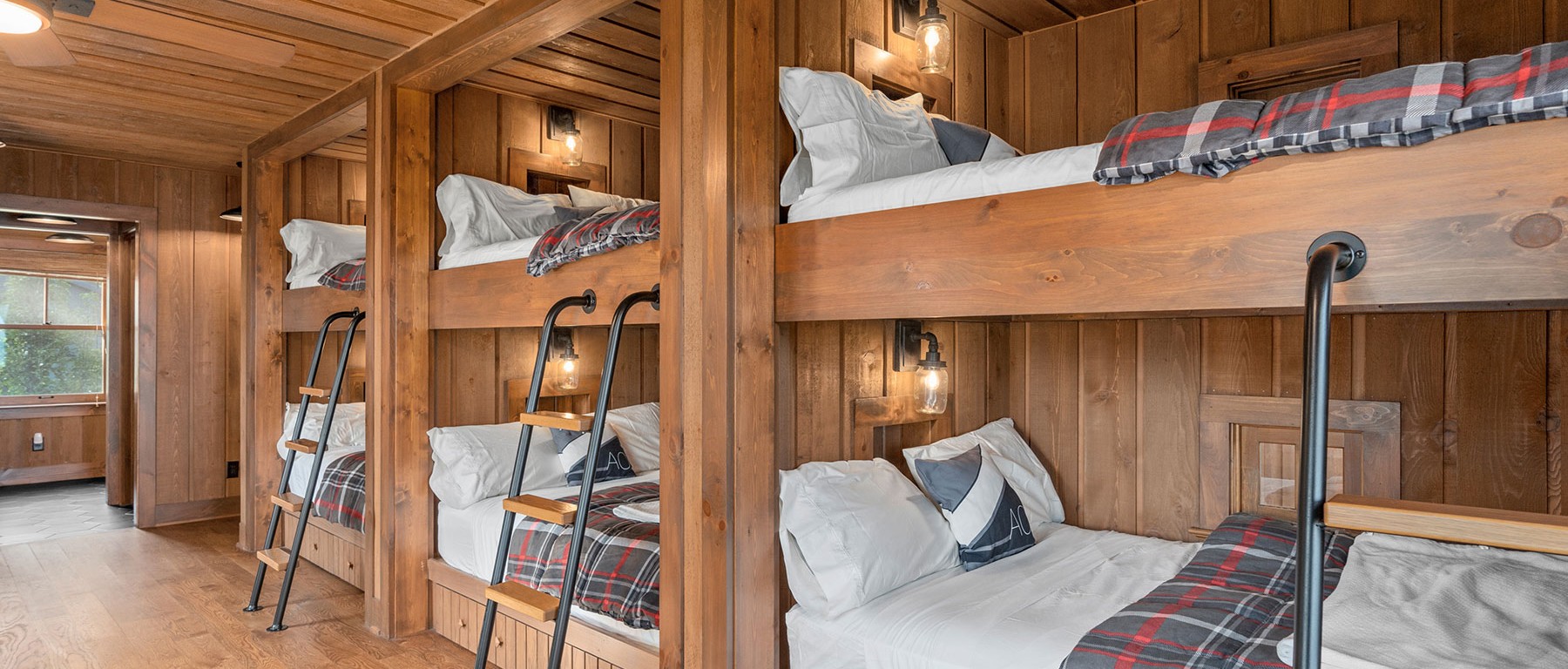 06 NorthCabin
